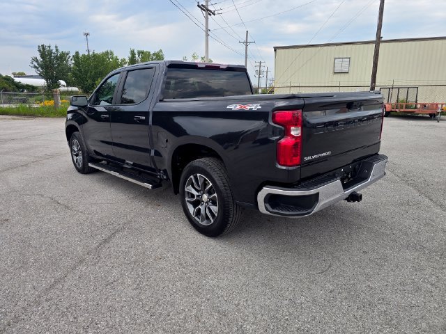 Used 2024 Chevrolet Silverado 1500 LT AWD/4WD image 7