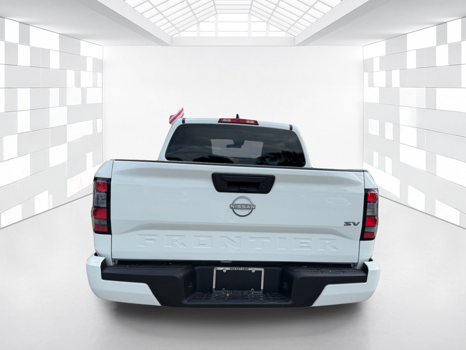 Certified 2024 Nissan Frontier SV RWD image 6