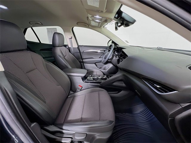 Used 2023 Buick Envision Preferred image 39