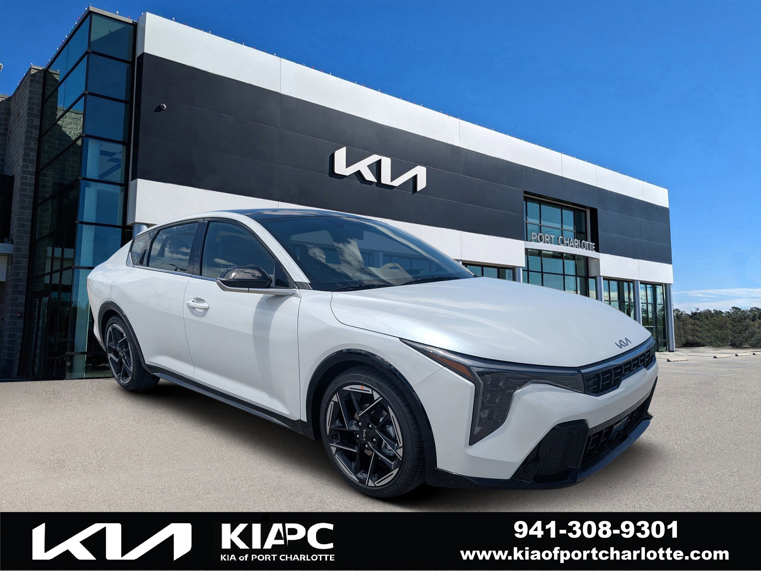 New 2026 Kia K4 GT-Line FWD video 1