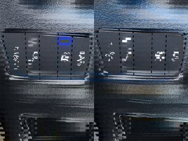 Used 2021 Hyundai Kona Limited w/ Cargo Package image 40