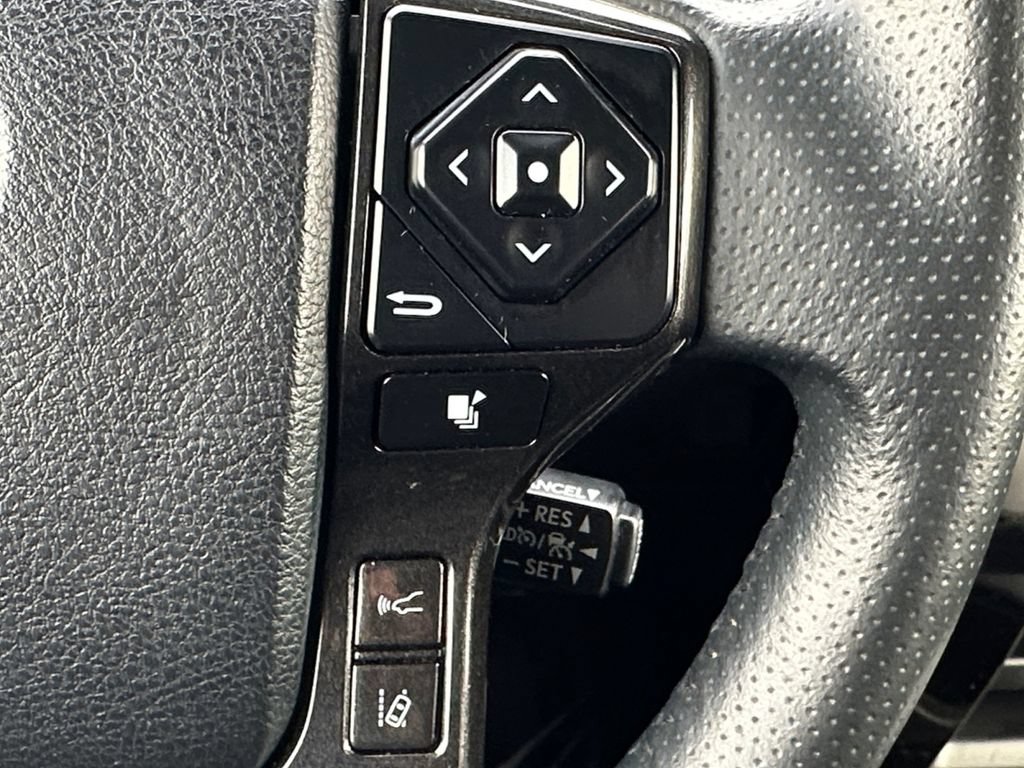 Used 2024 Toyota 4Runner TRD Off-Road AWD/4WD image 19