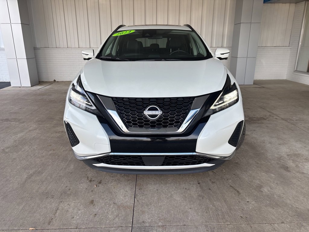 Used 2024 Nissan Murano SV image 2