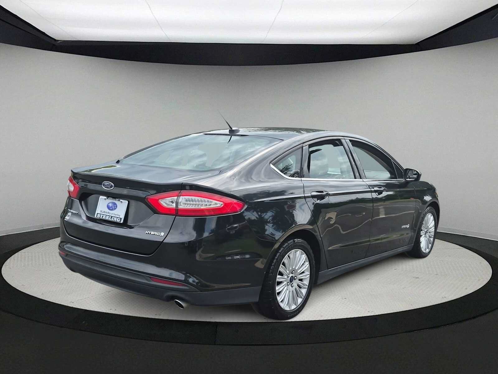 Used 2015 Ford Fusion S FWD image 8