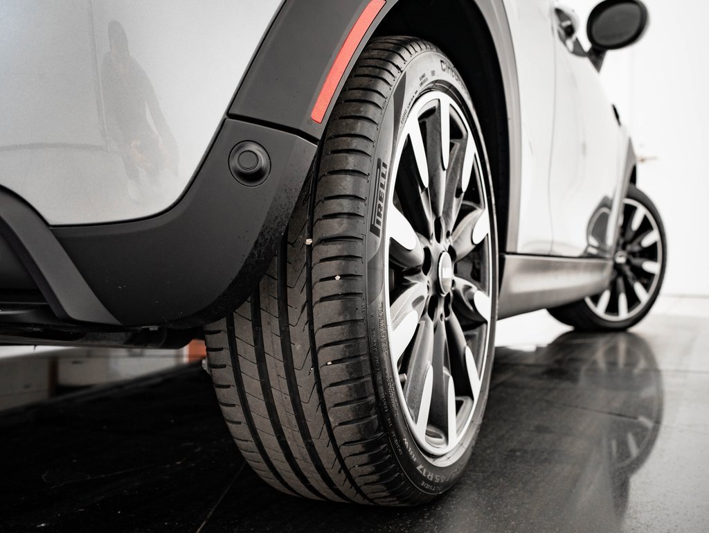 Used 2024 MINI Cooper SE image 47