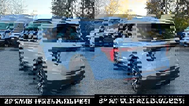 New 2026 Ford Explorer ST-Line image 4