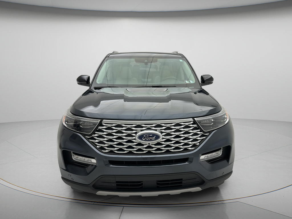 Used 2023 Ford Explorer Platinum w/ Technology Package AWD/4WD image 2