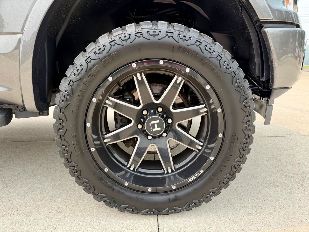 Used 2019 Ford F150 XLT w/ Equipment Group 302A Luxury AWD/4WD image 34