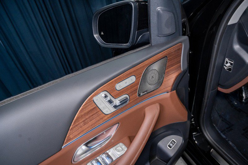New 2026 Mercedes-Benz GLS 450 4MATIC image 12