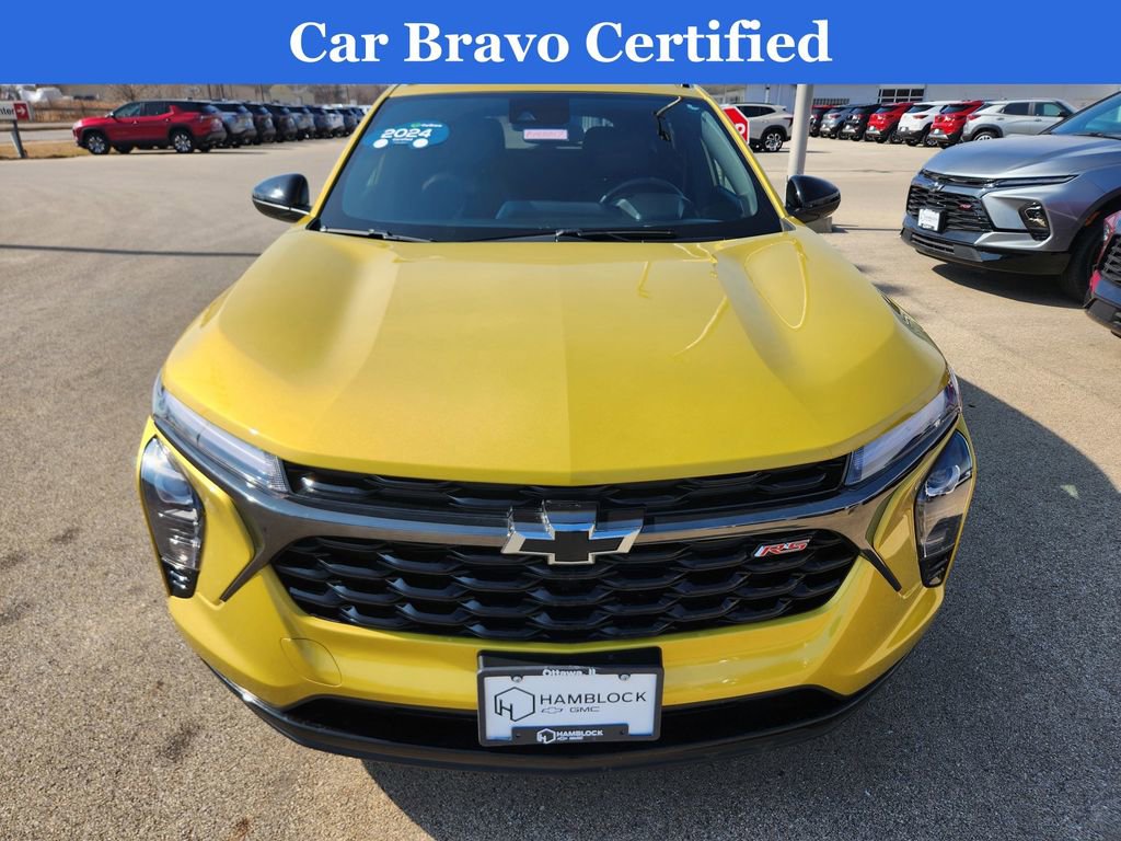 Certified 2024 Chevrolet Trax RS w/ Driver Confidence Package image 3