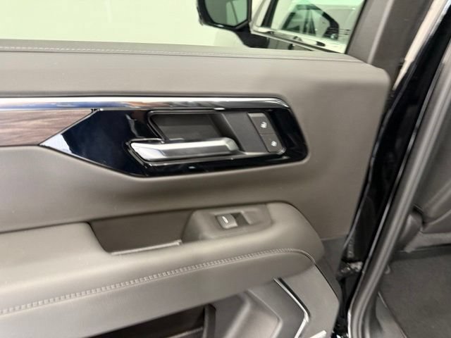 New 2026 Chevrolet Tahoe LT w/ Comfort Package AWD/4WD image 23
