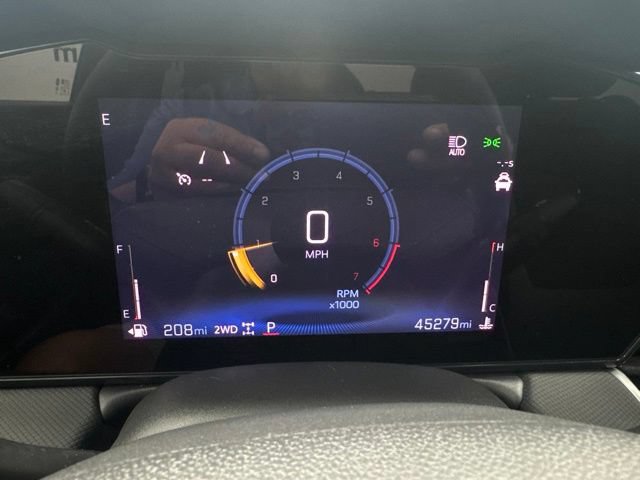 Used 2025 Chevrolet TrailBlazer LT AWD/4WD image 13