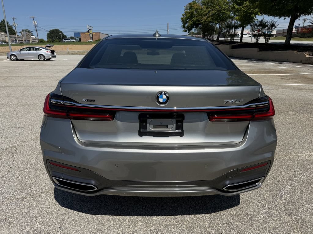 Used 2020 BMW 740i xDrive w/ M Sport Package AWD/4WD image 7