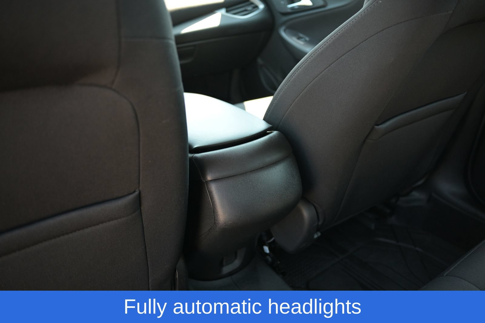 Used 2022 Chevrolet Malibu RS FWD image 32