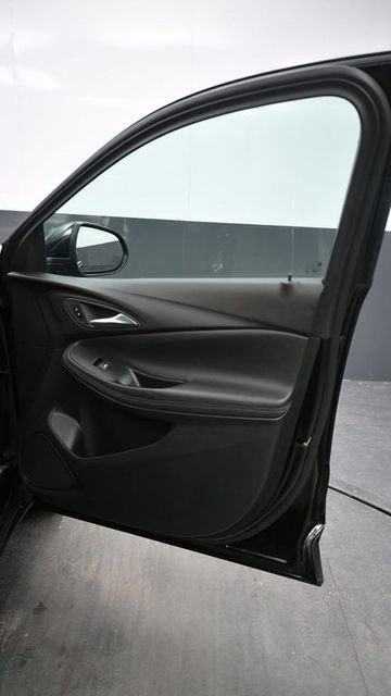 Used 2025 Buick Encore GX Preferred image 10