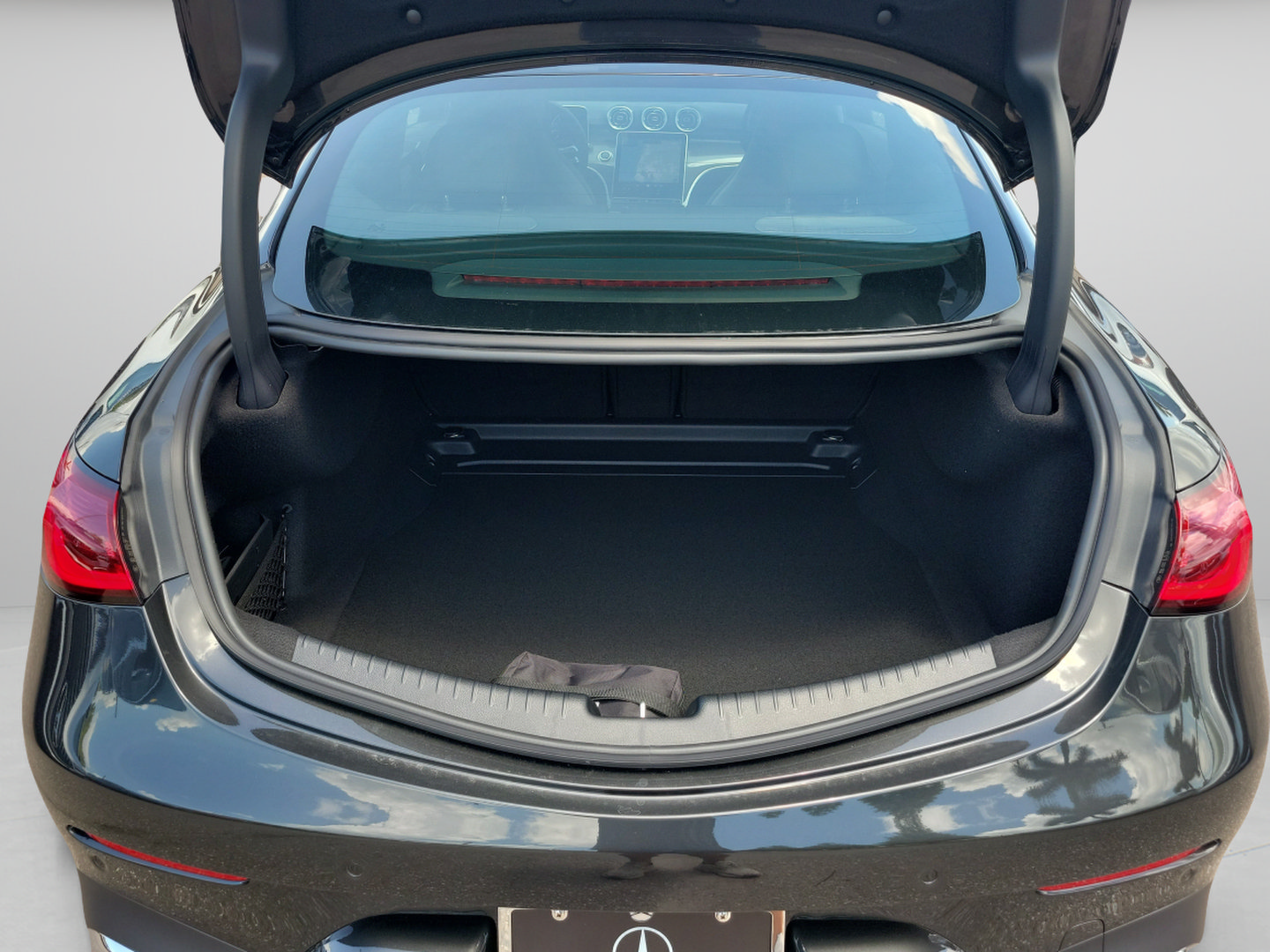 New 2026 Mercedes-Benz CLE 300 4MATIC Coupe image 5