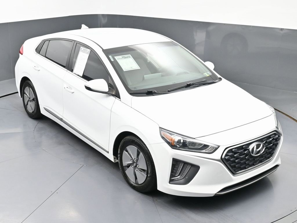 Used 2021 Hyundai Ioniq SE image 40