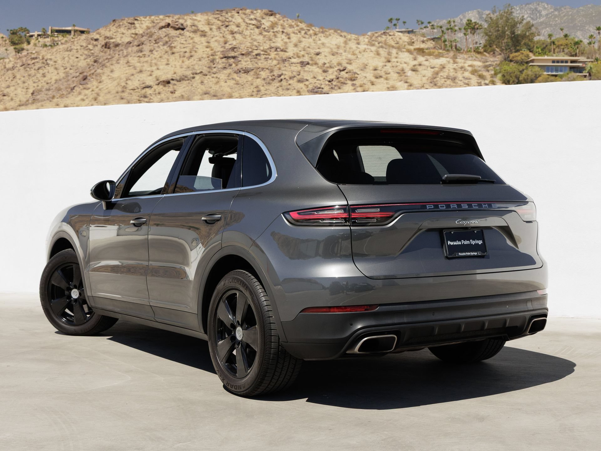 Certified 2020 Porsche Cayenne AWD/4WD image 3