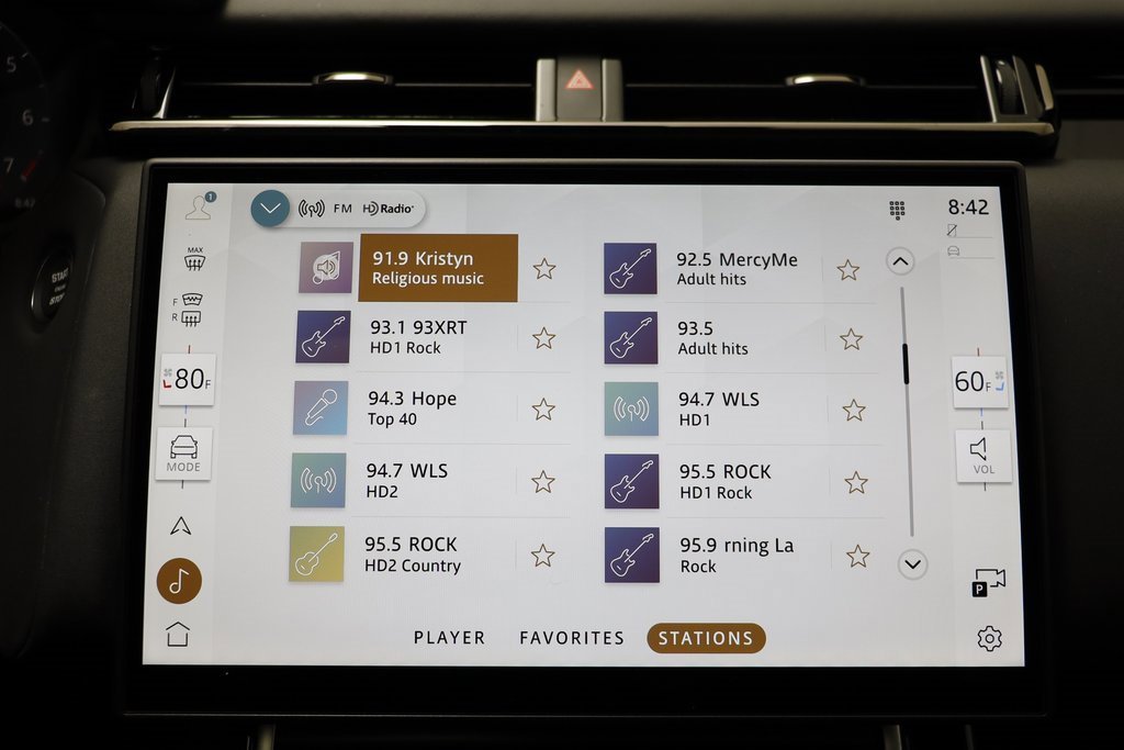 New 2026 Land Rover Range Rover Velar Dynamic SE image 10