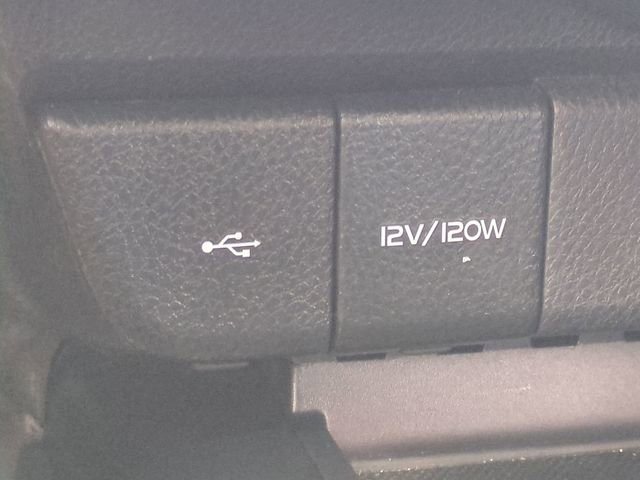 Used 2020 Toyota Camry SE FWD image 24