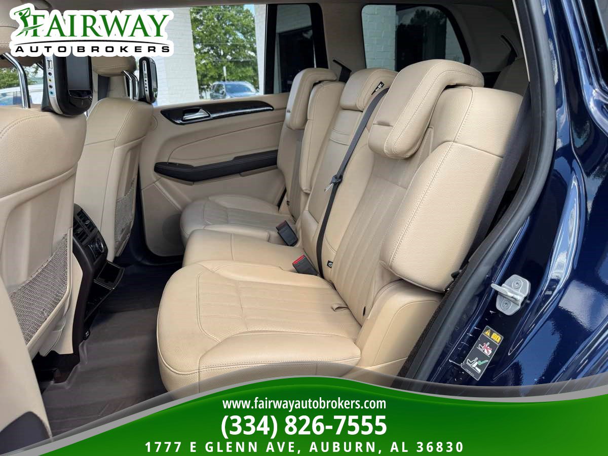 Used 2017 Mercedes-Benz GLS 450 4MATIC image 11