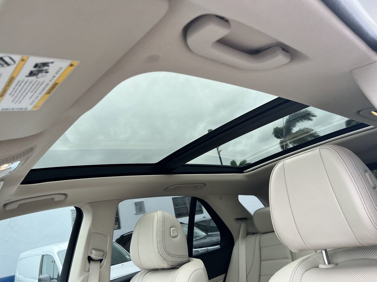 Used 2020 Mercedes-Benz GLE 450 4MATIC image 46