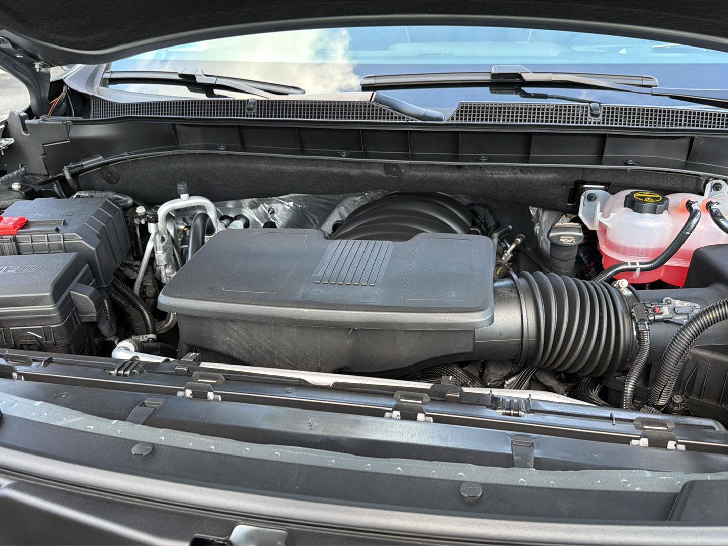 New 2026 Chevrolet Suburban Premier w/ Sun And Tow Package RWD image 40