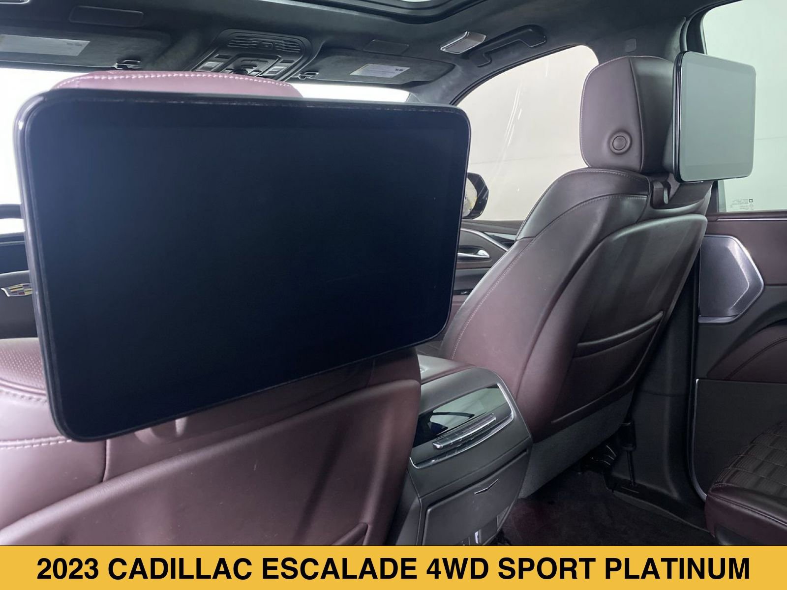 Certified 2023 Cadillac Escalade Sport Platinum w/ LPO, ONYX Package AWD/4WD image 18