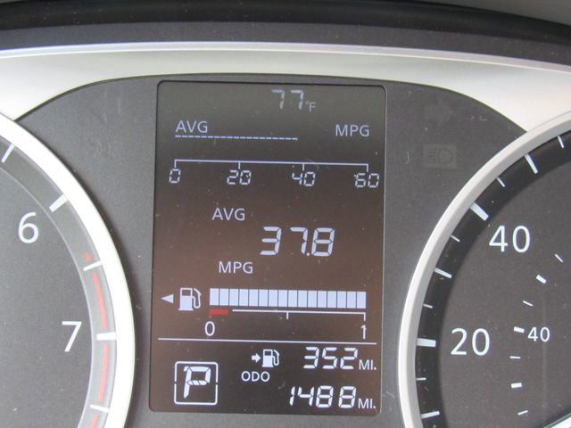 Used 2025 Nissan Versa S w/ S Plus Package image 26