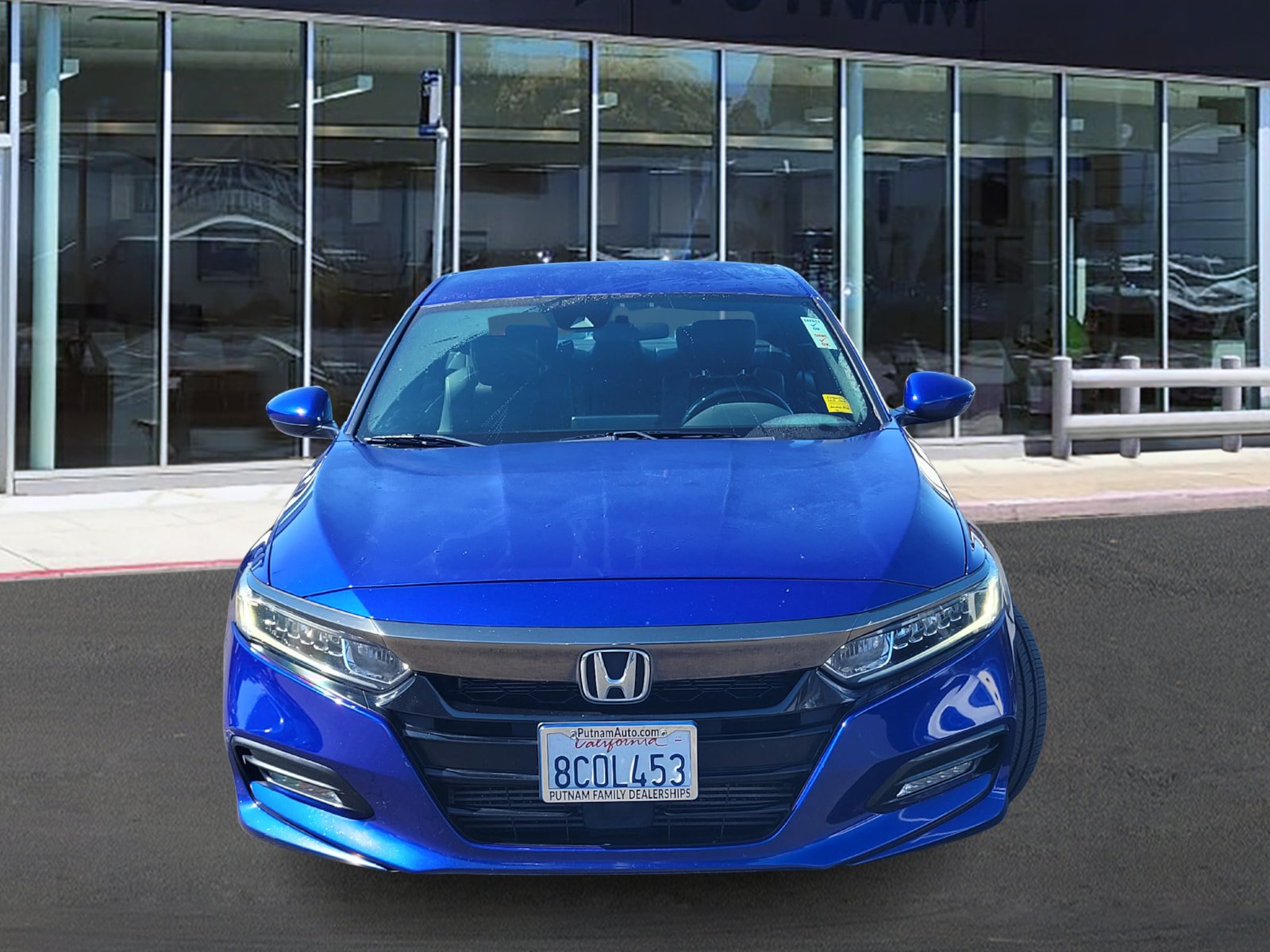 Used 2018 Honda Accord Sport image 2