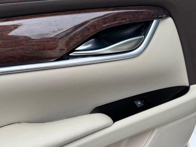 Used 2013 Cadillac XTS Luxury w/ Driver Awareness Package image 14