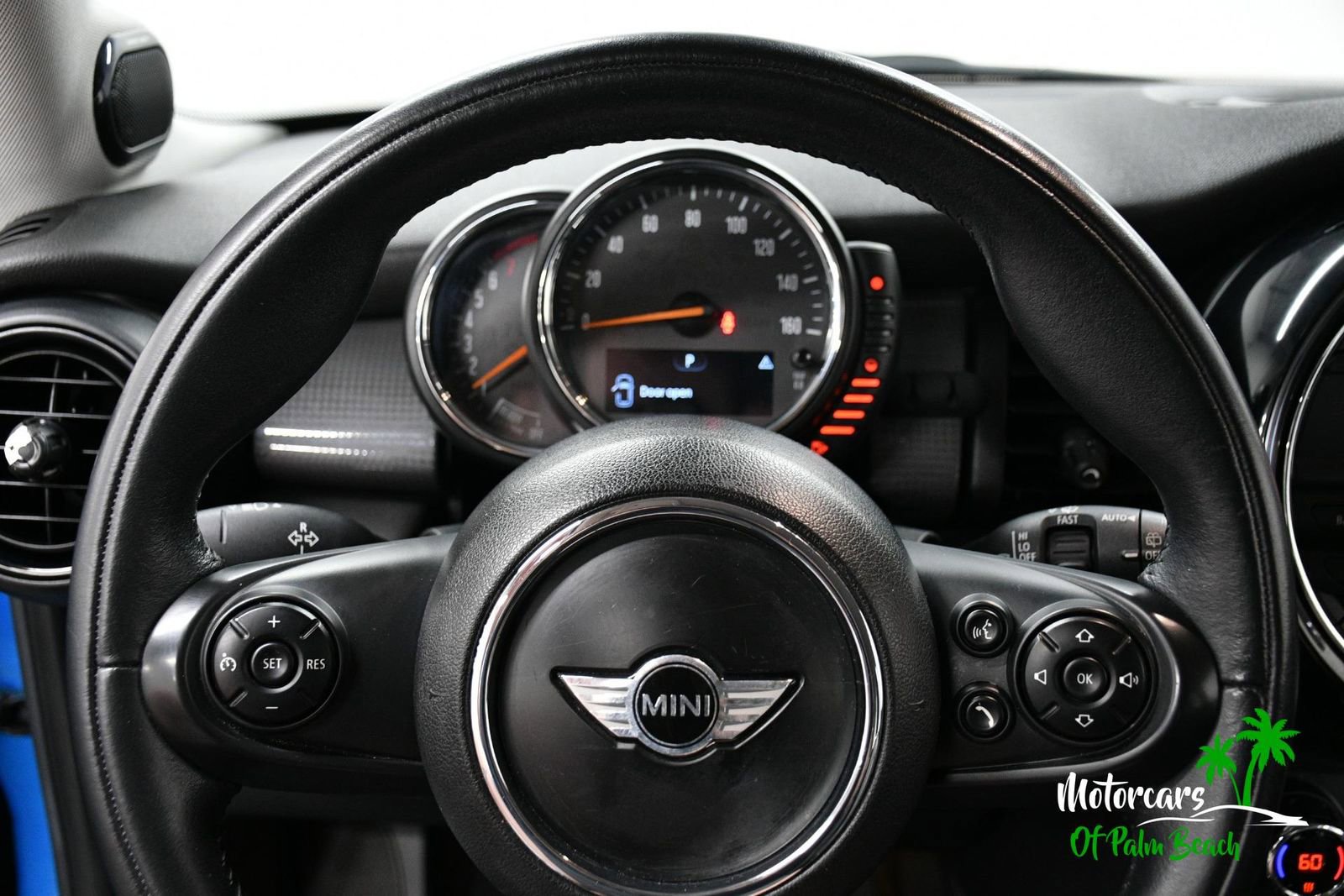 Used 2015 MINI Cooper 2-Door Hardtop FWD image 37