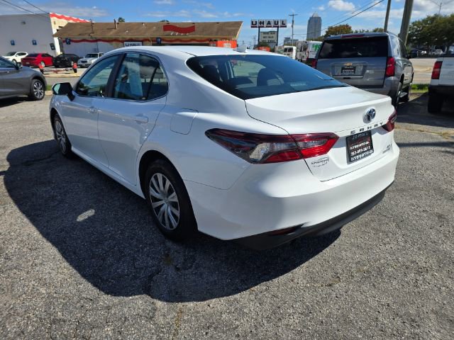 Used 2022 Toyota Camry LE image 7