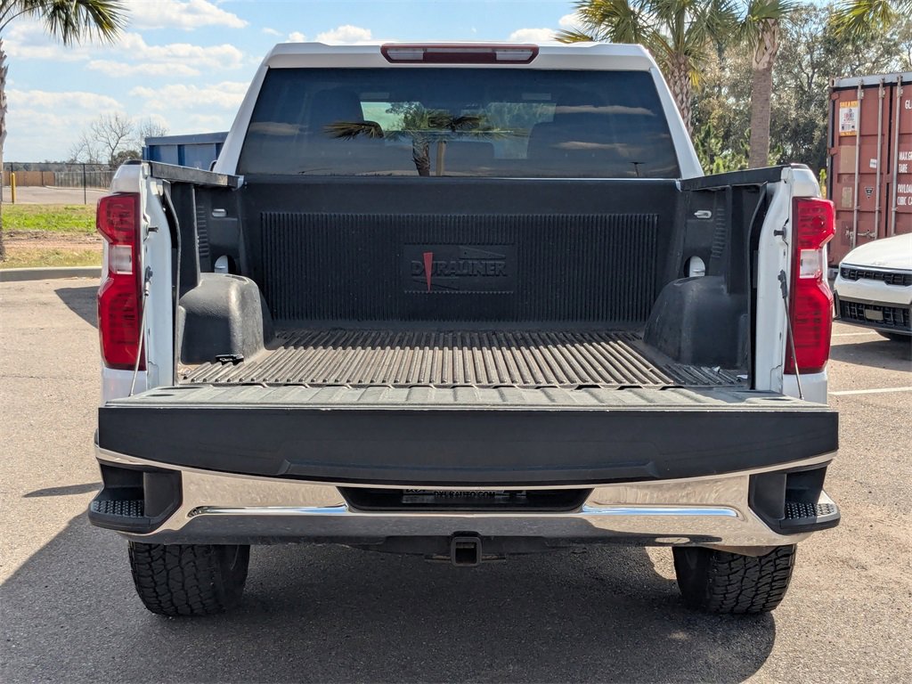 Used 2020 Chevrolet Silverado 1500 LT image 13