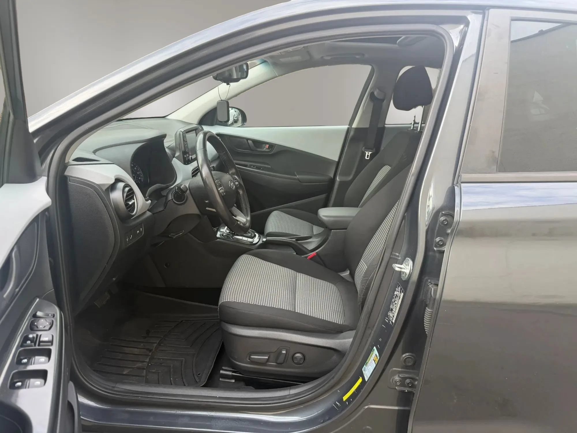 Used 2019 Hyundai Kona SEL w/ SEL Tech Package 02 AWD/4WD image 26