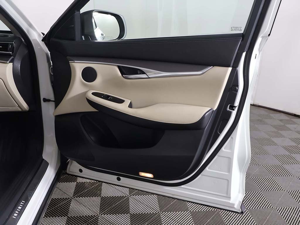 Used 2022 INFINITI QX50 Luxe image 26