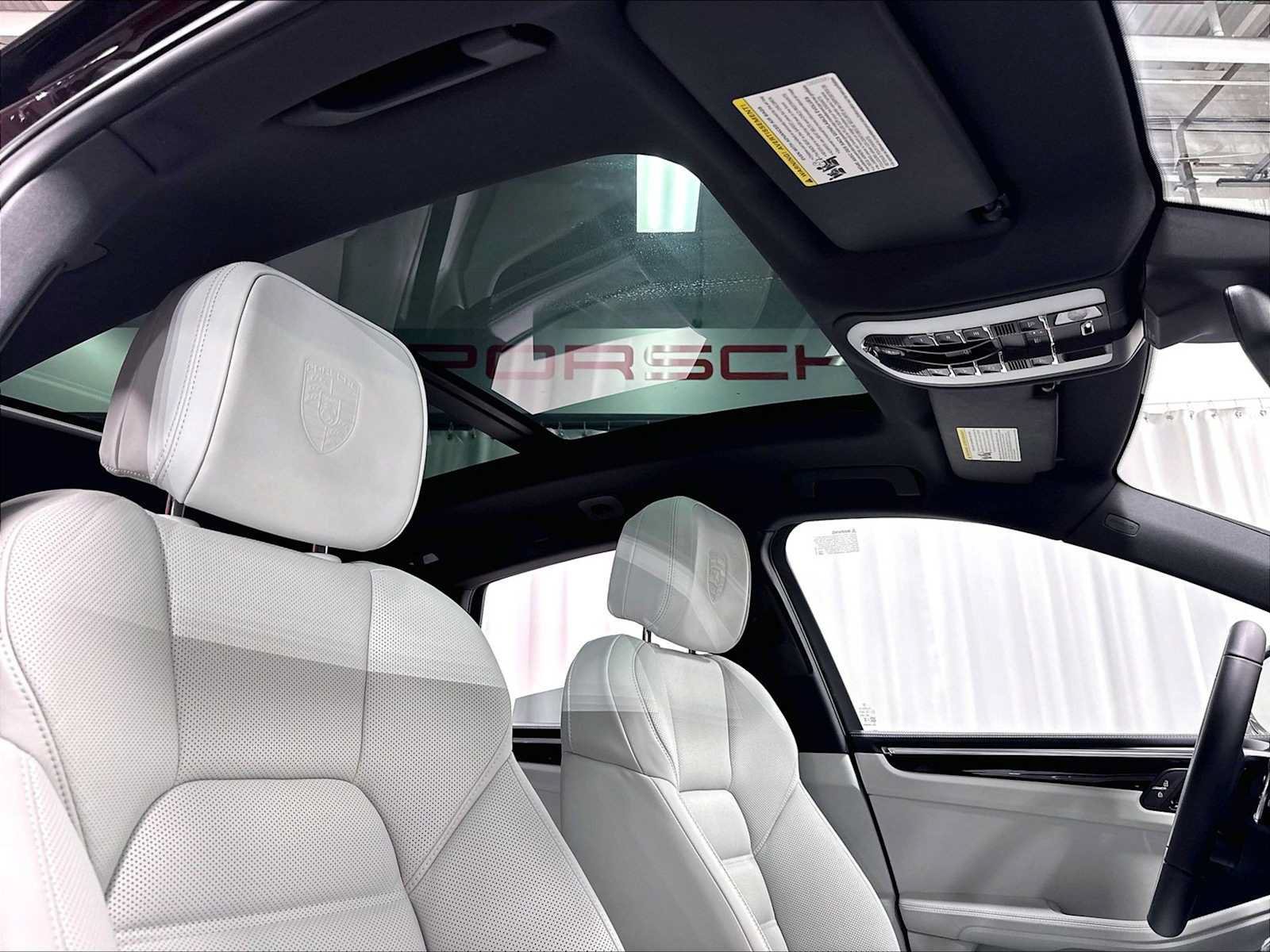 New 2026 Porsche Macan Turbo AWD/4WD image 26