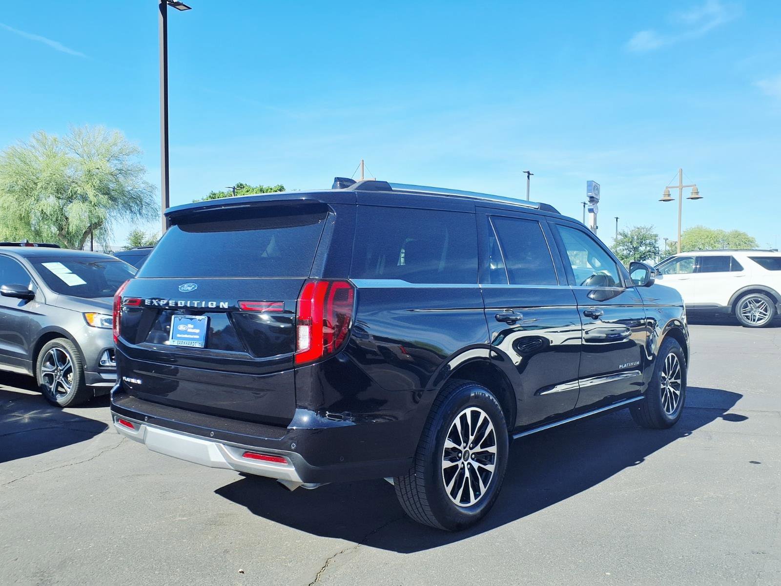 Certified 2025 Ford Expedition Active image 6