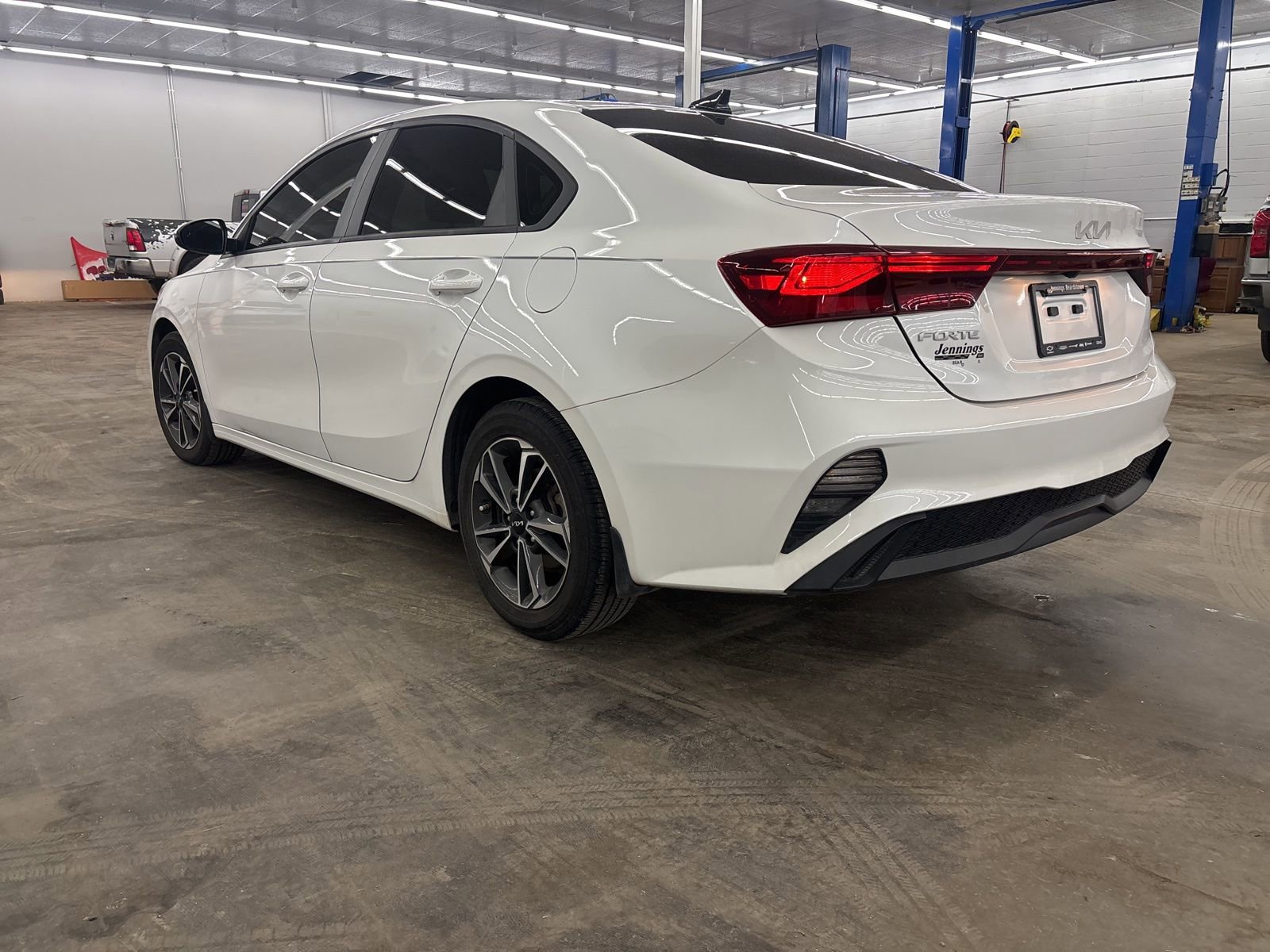 Used 2023 Kia Forte LXS w/ LXS Technology Package image 7