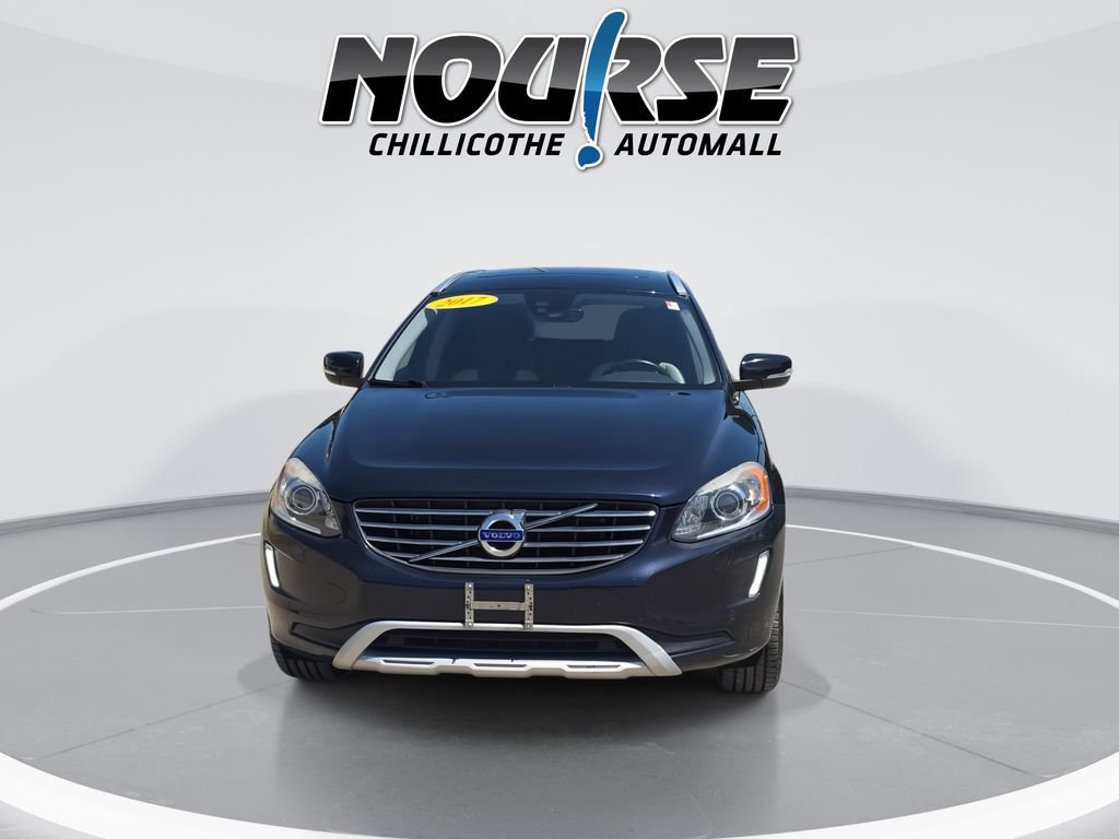 Used 2017 Volvo XC60 T6 Dynamic w/ Preferred Option Package AWD/4WD image 3