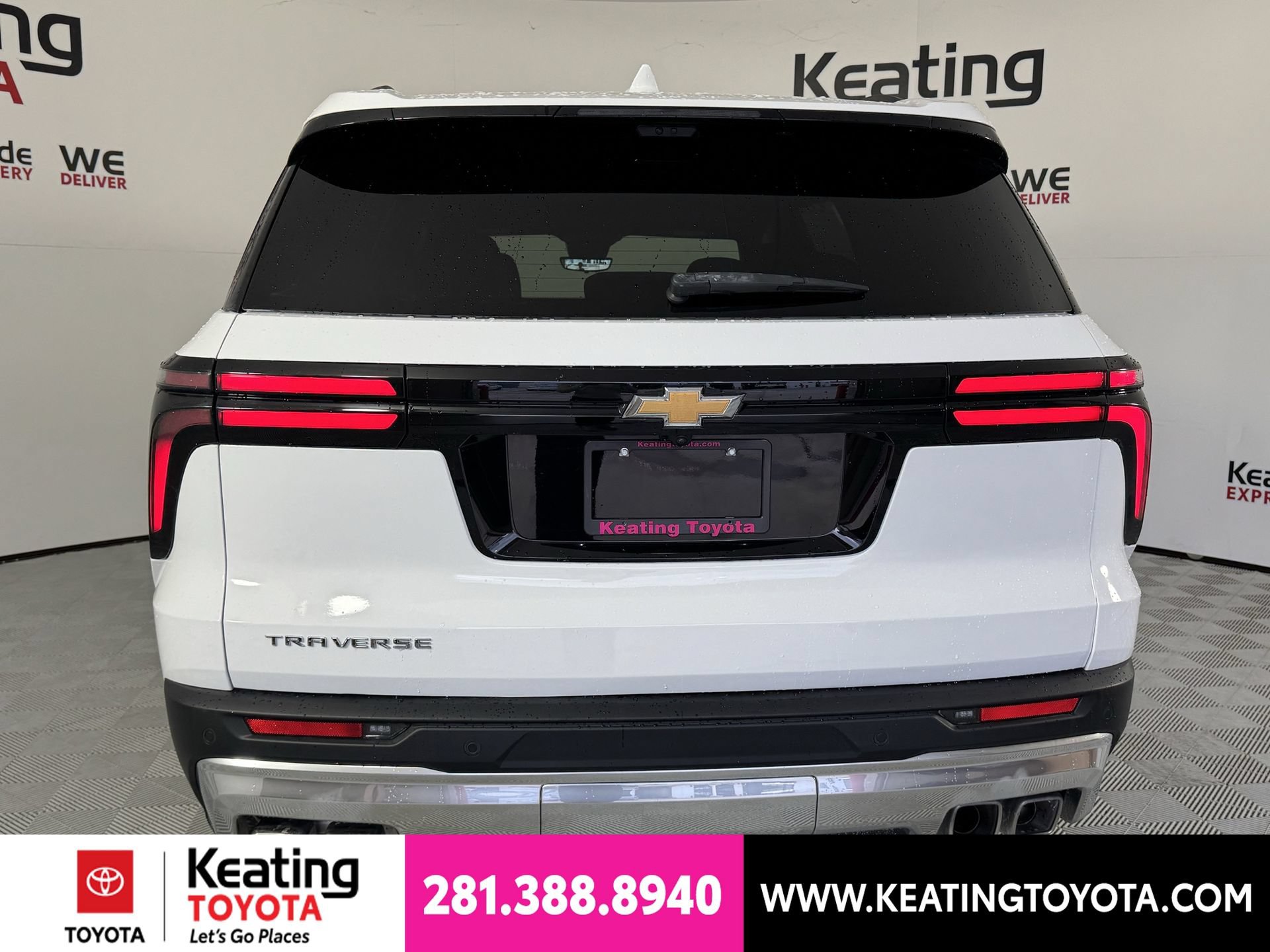 Used 2026 Chevrolet Traverse LT w/ Driver Confidence Package FWD image 6