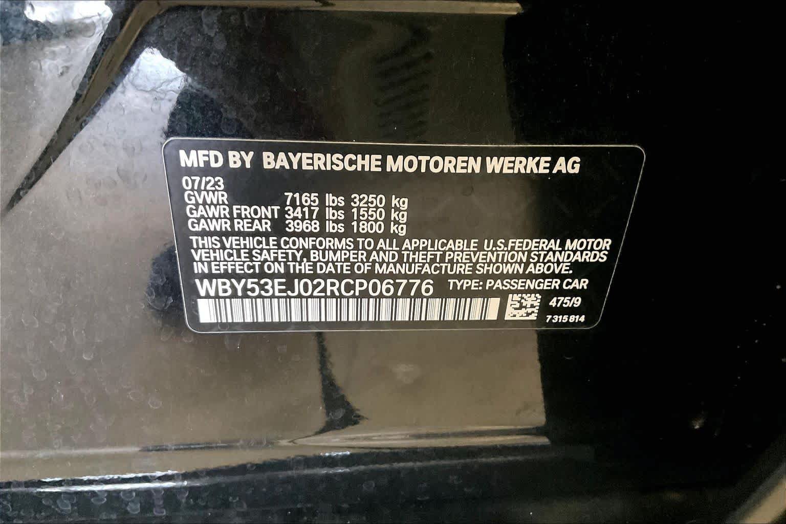 Used 2024 BMW i7 xDrive60 w/ Executive Package AWD/4WD image 31