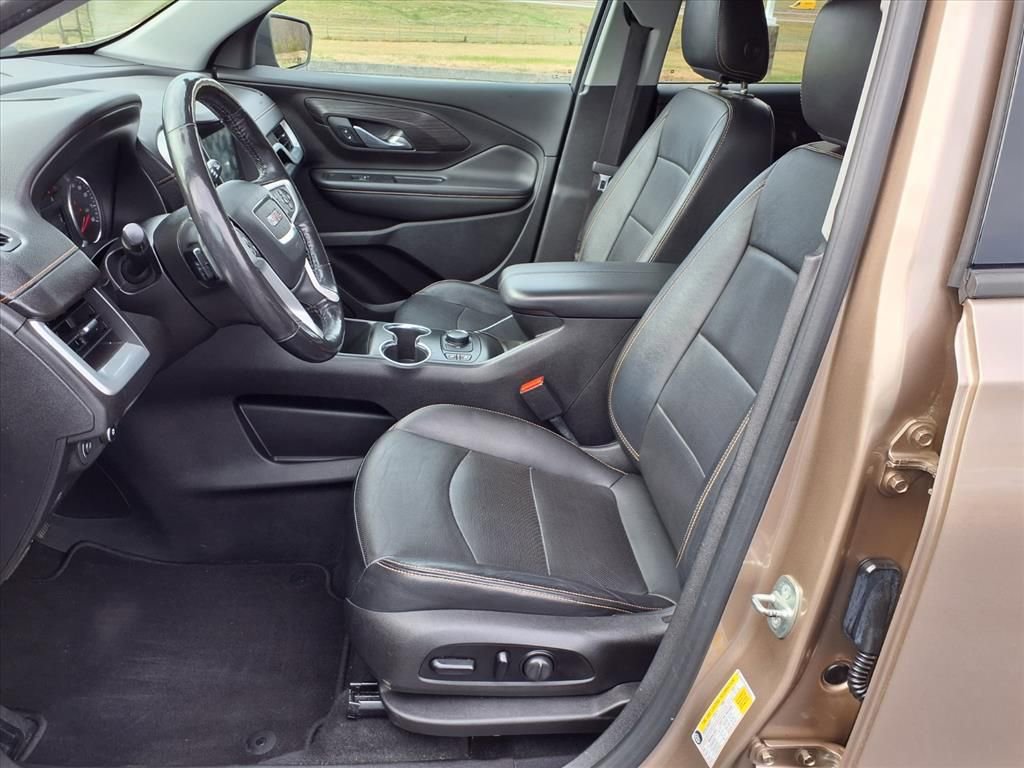 Used 2018 GMC Terrain SLT w/ Preferred Package image 11