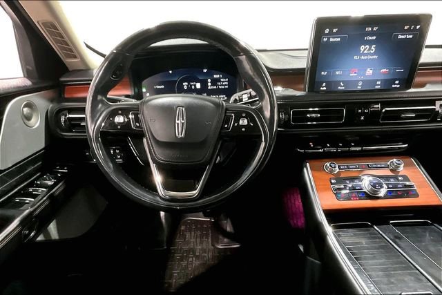 Used 2020 Lincoln Aviator Reserve w/ Equipment Group 201A image 8