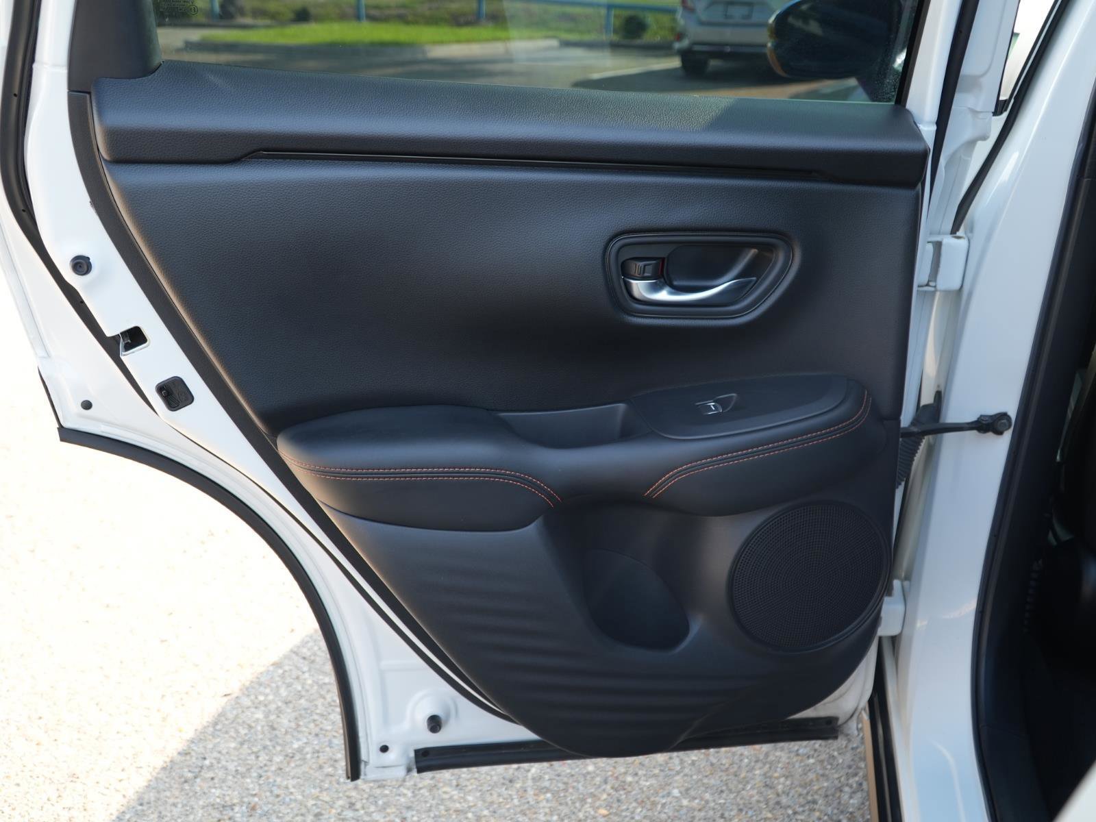 Used 2023 Honda HR-V Sport image 17