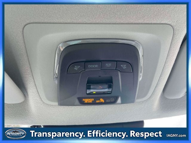 Used 2025 Toyota Corolla Cross L FWD image 29