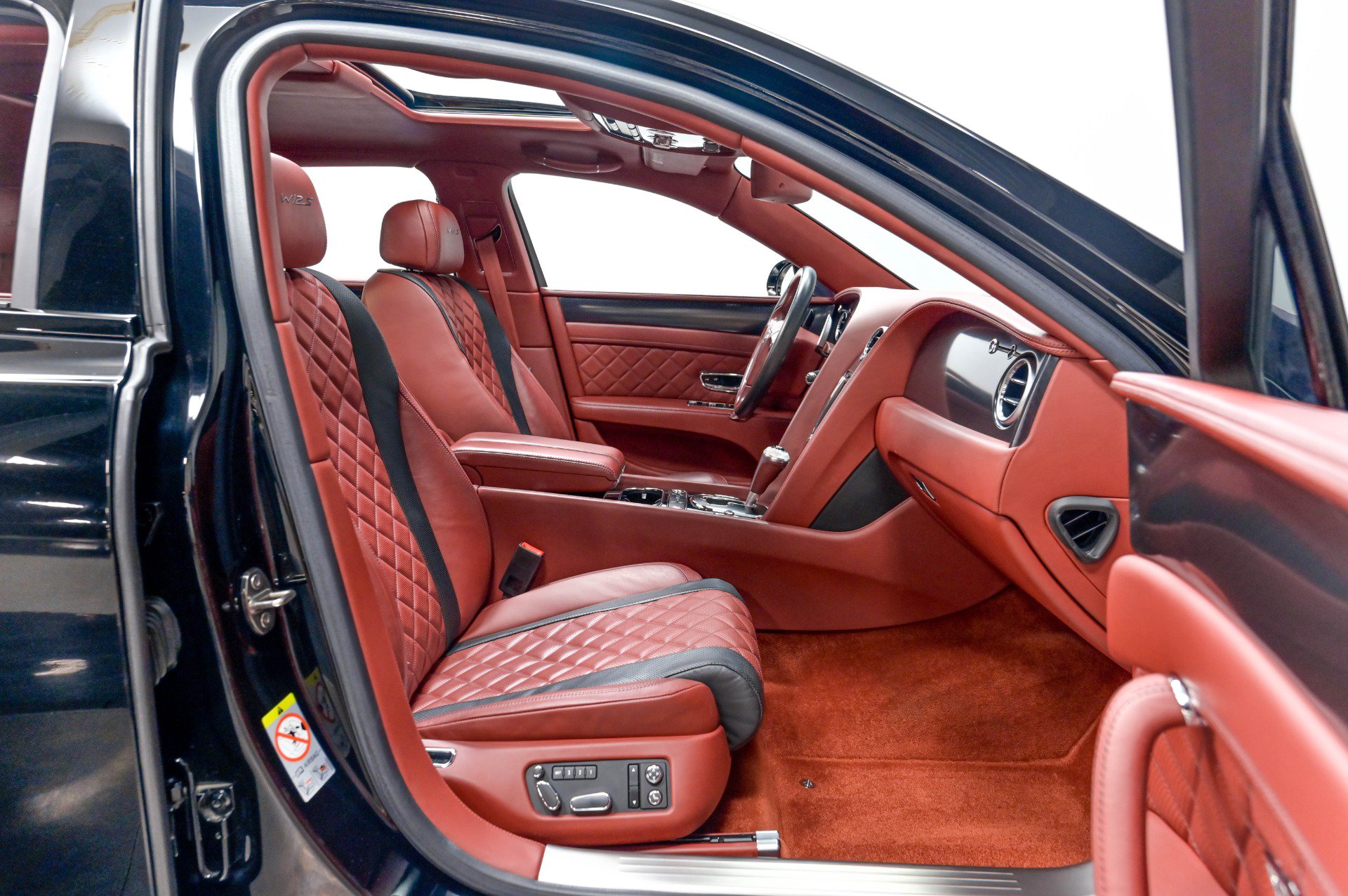 Used 2017 Bentley Flying Spur S W12 AWD/4WD image 34