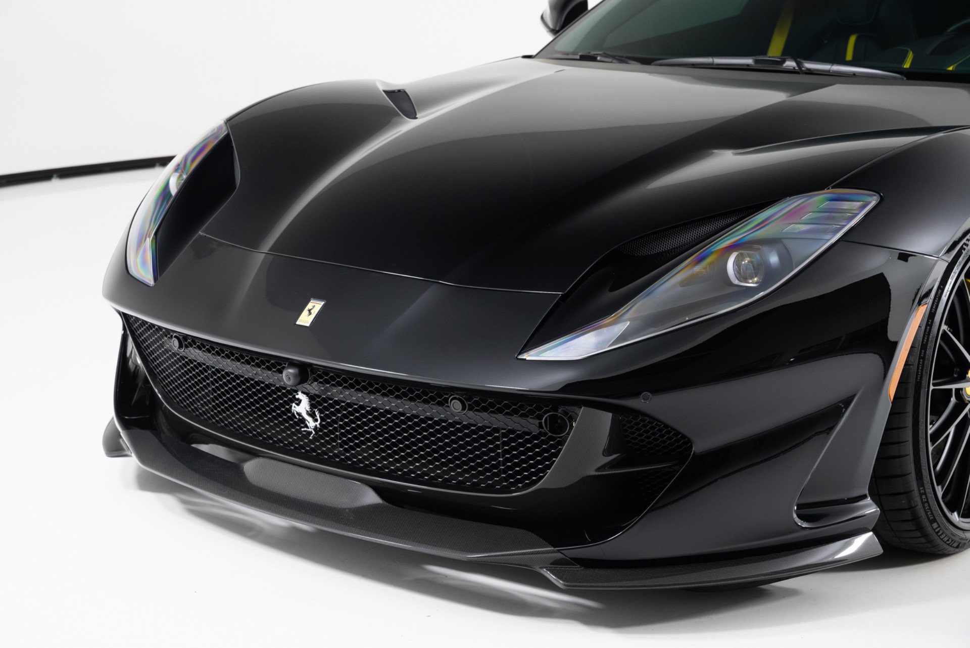 Used 2019 Ferrari 812 Superfast RWD image 36