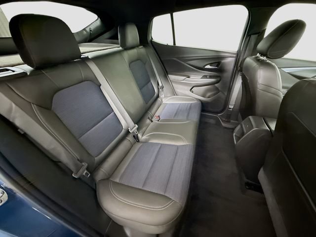Used 2024 Buick Envista Preferred w/ Convenience II Package FWD image 27