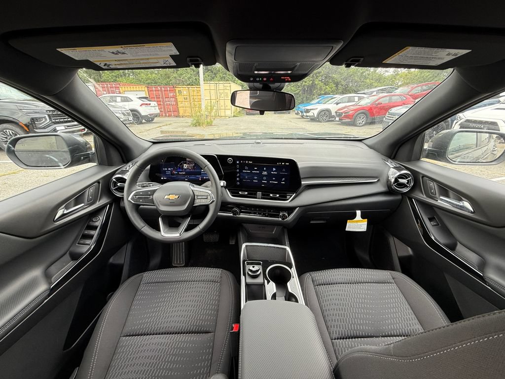 New 2027 Chevrolet Equinox LT FWD image 21